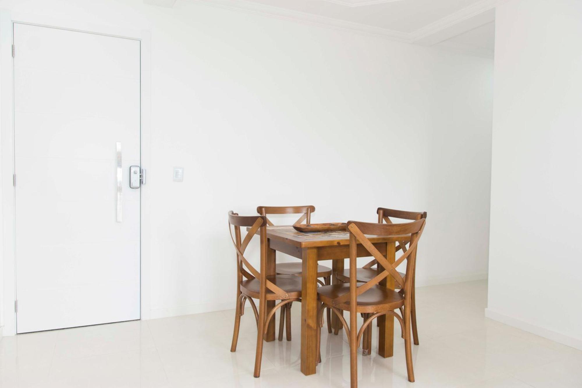 Apartment 50m Da Praia, Vista Mar, Ar-condicionado Ing9303 Florianopolis