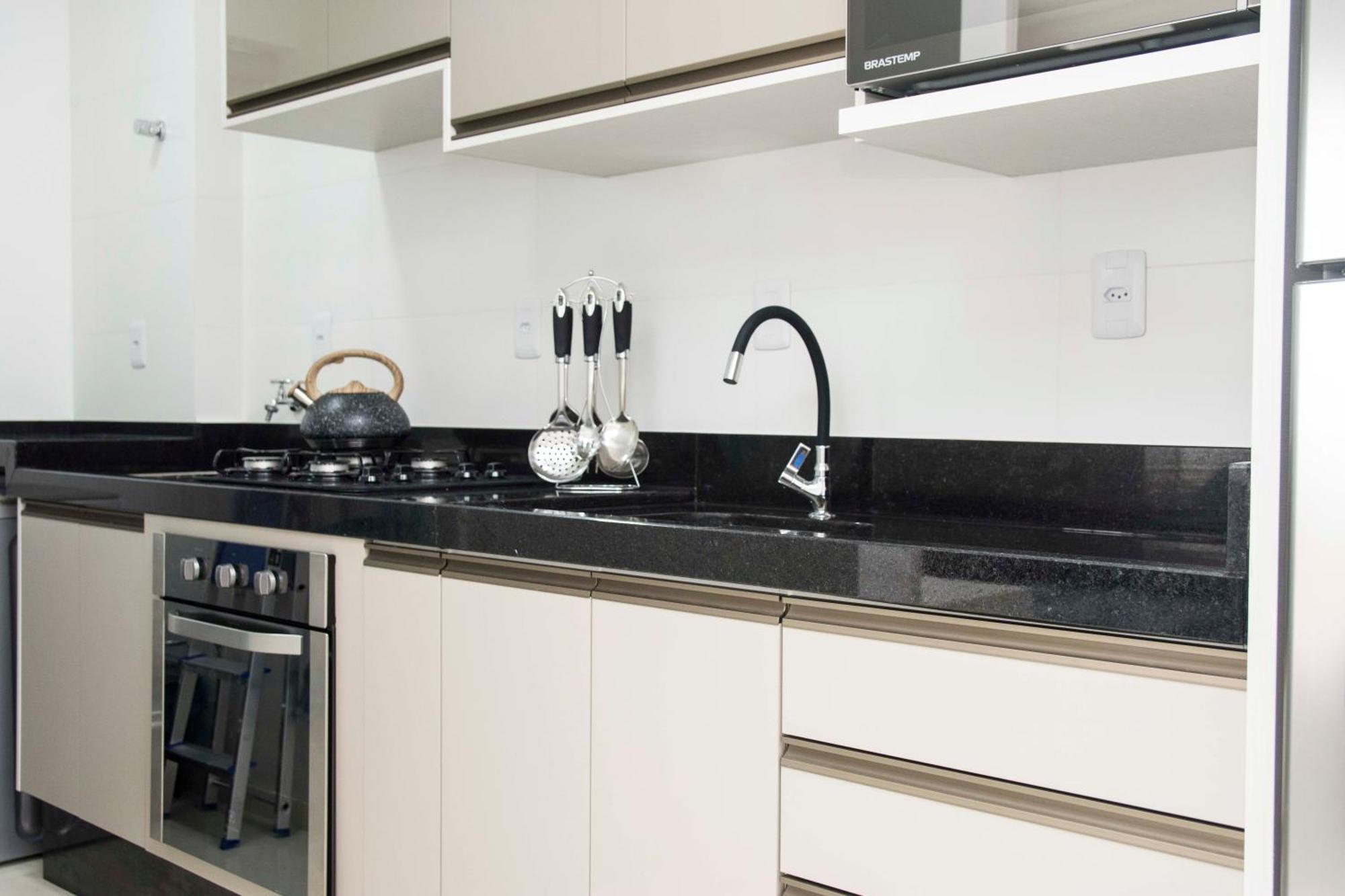 50m Da Praia, Vista Mar, Ar-condicionado Ing9303 * Florianopolis