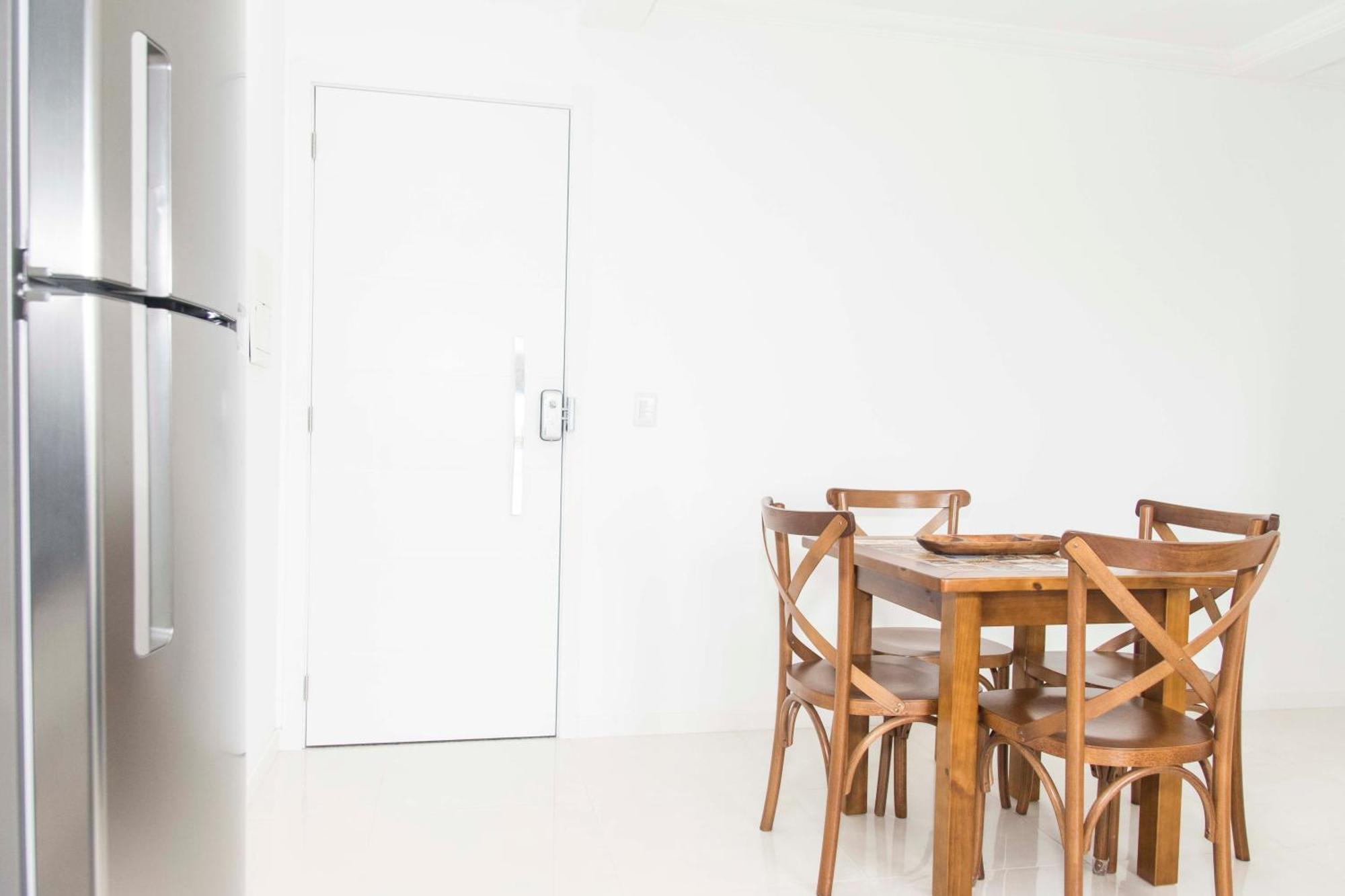 Apartment 50m Da Praia, Vista Mar, Ar-condicionado Ing9303 Florianopolis